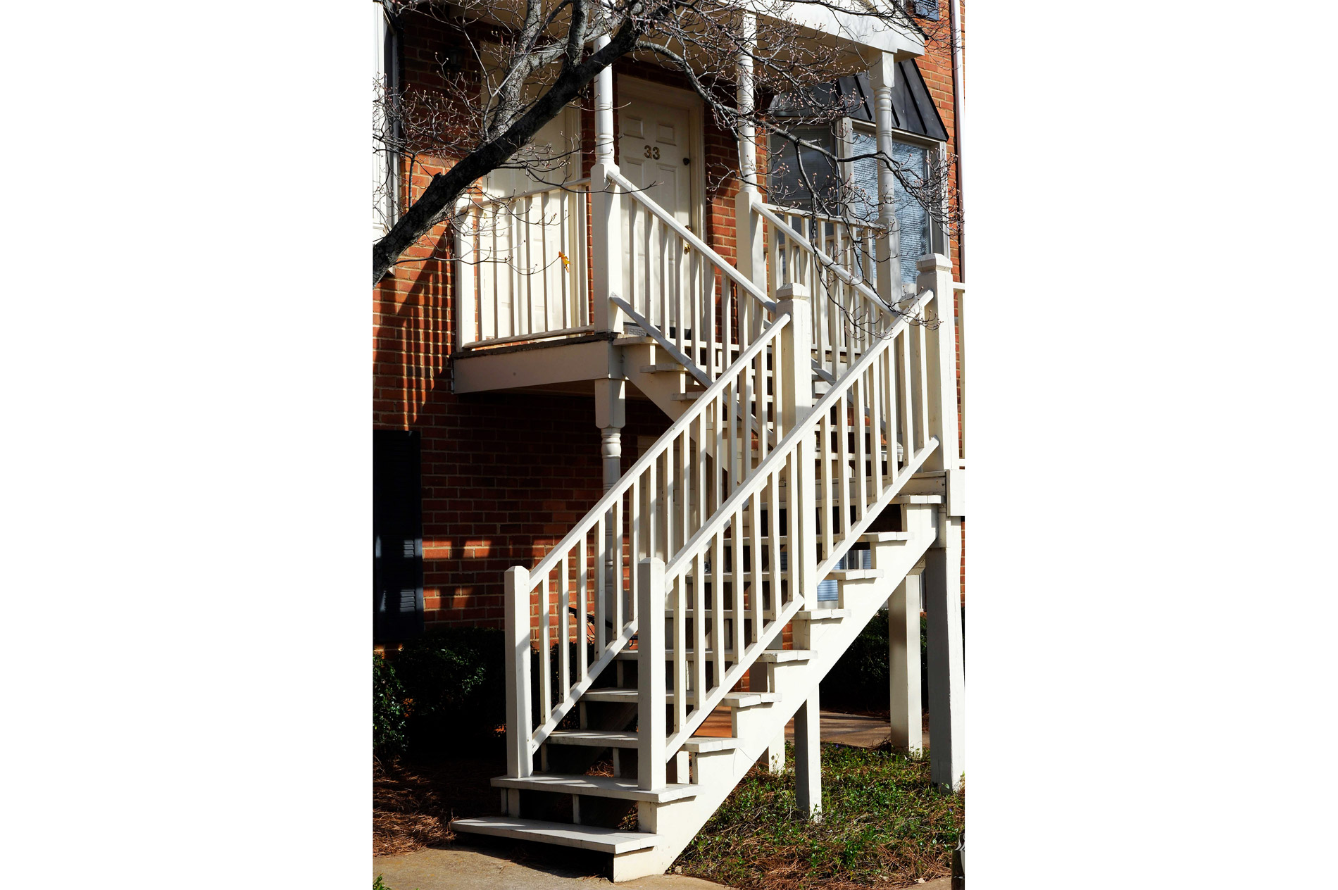 Dearing Courtyard | 550 Dearing St, Athens GA 30605 – Rental Services